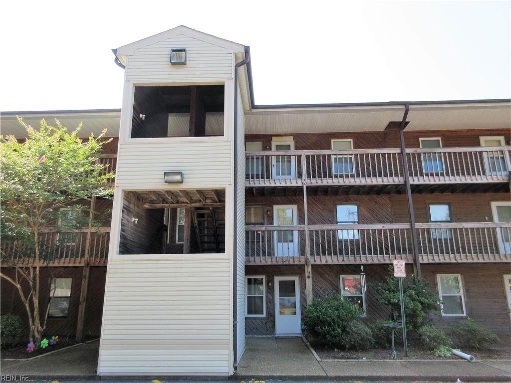 8582 Chesapeake Blvd - Photo 1