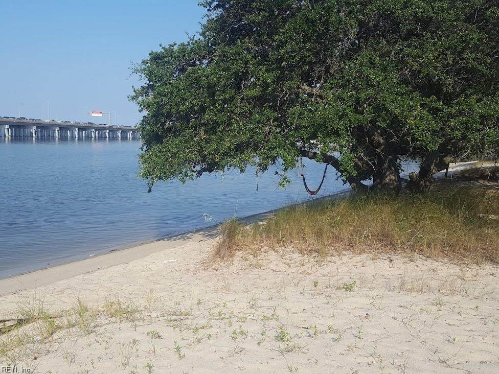 905 Little Bay Ave - Photo 1
