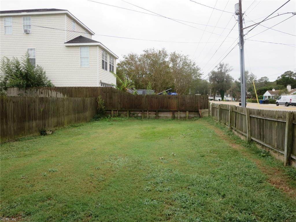 417 Hobart Ave - Photo 1