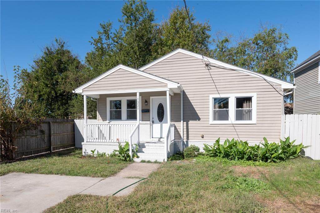 1225 Hanson Ave - Photo 1
