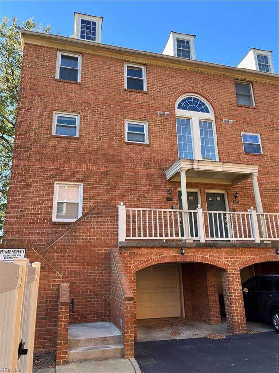 543 20th St - Photo 1