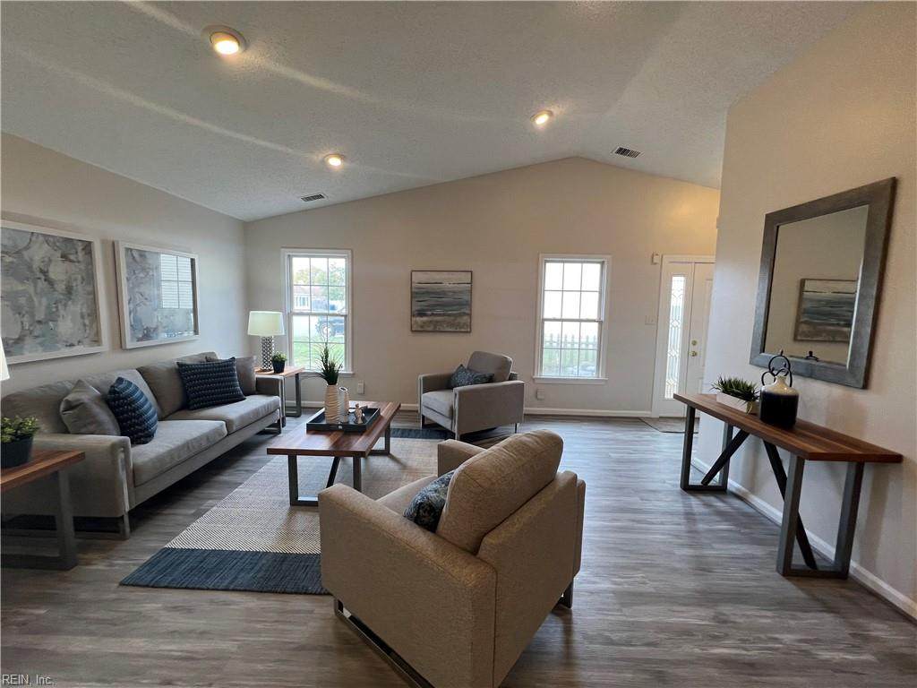 1320 Pershing Ct - Photo 1