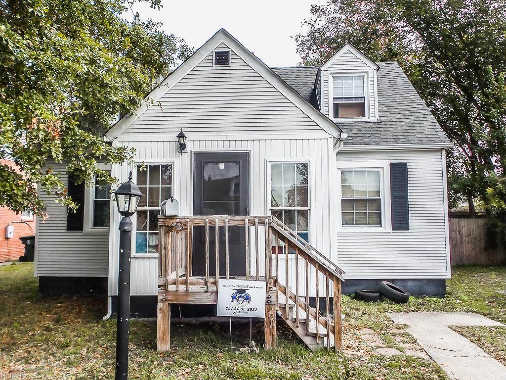 446 Algonquin Rd - Photo 1