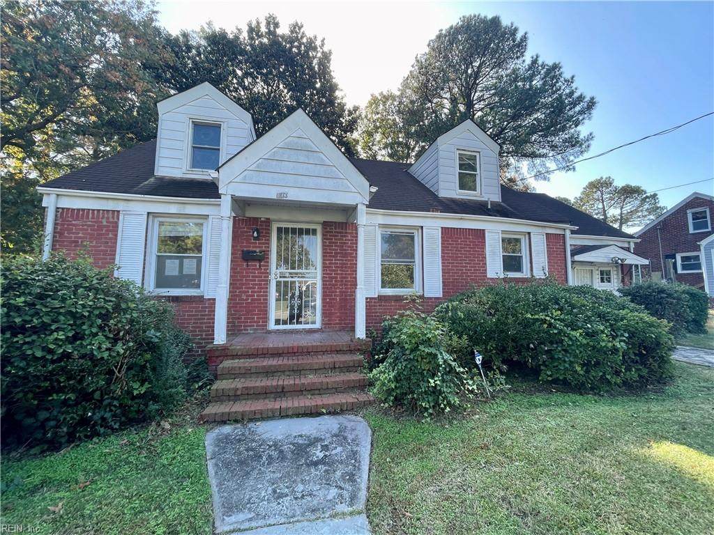 873 Maymont Ave - Photo 1
