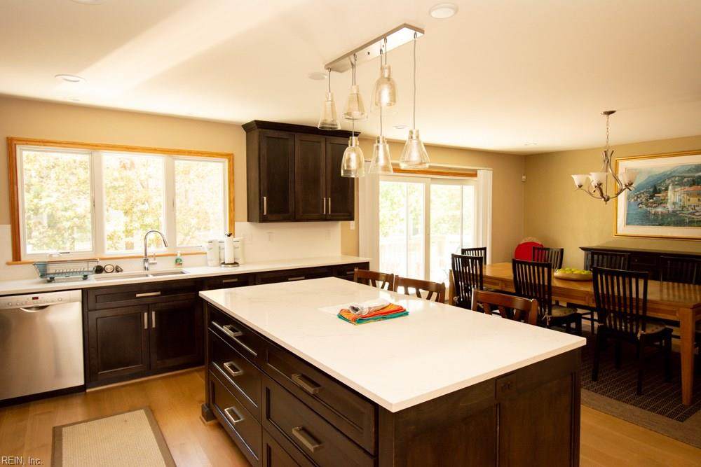709 Vanderbilt Ave - Photo 1