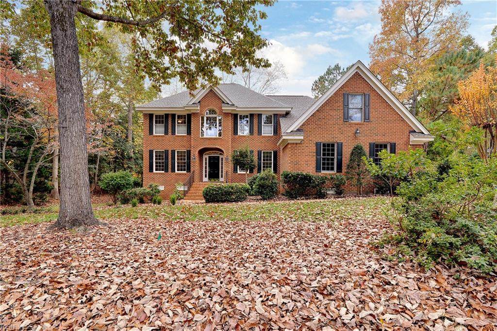 145 Broadmoor - Photo 1