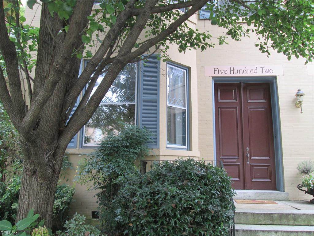 502 Colonial Ave - Photo 1