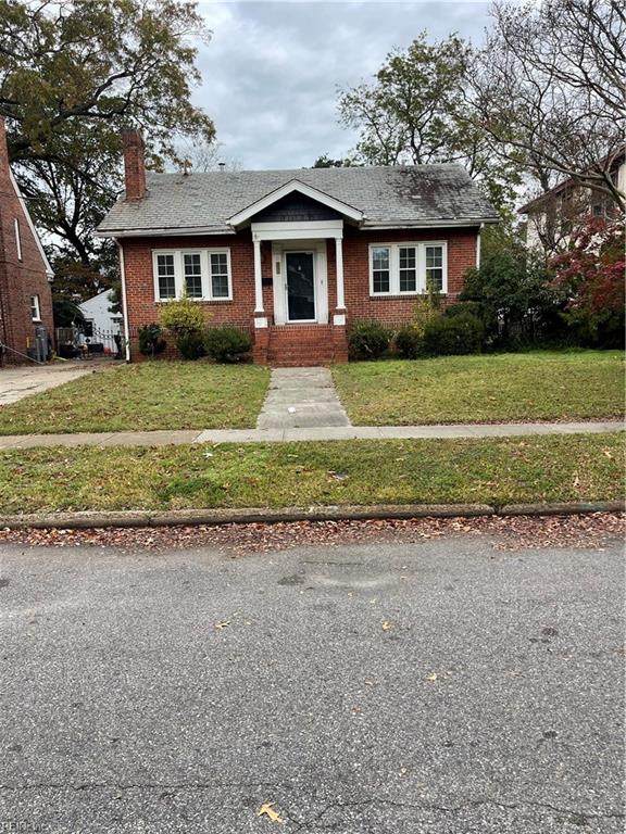 432 Massachusetts Ave - Photo 1