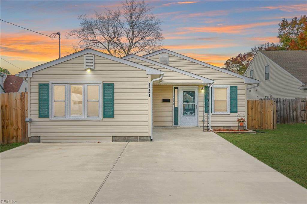 1541 Old Buckroe Rd - Photo 1