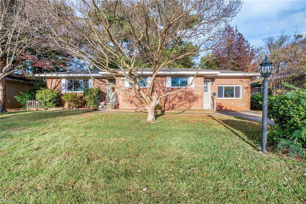 872 Hopwood Ln - Photo 1