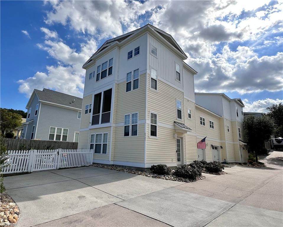 4505 Ocean View Ave - Photo 1