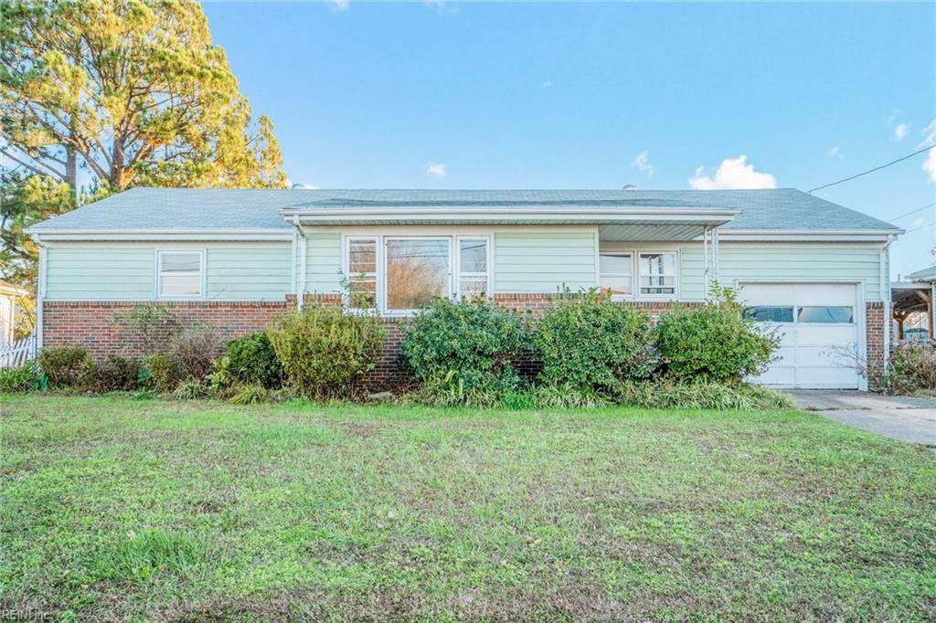 2469 Tullibee Dr - Photo 1