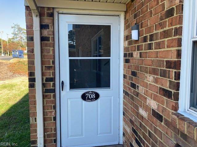 708 Lesner Ave - Photo 1