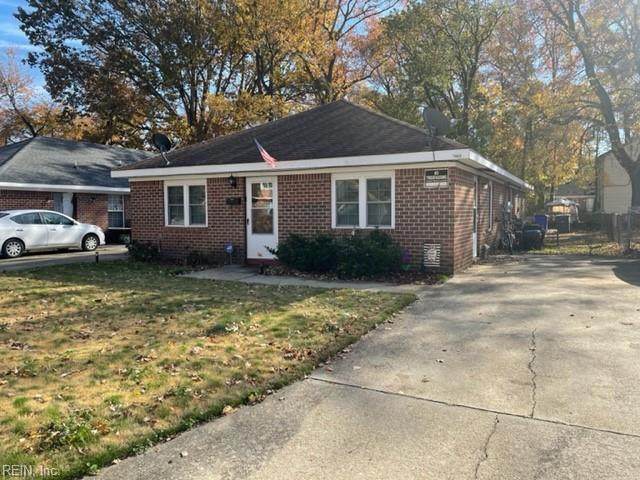 1403 Lois Ln - Photo 1
