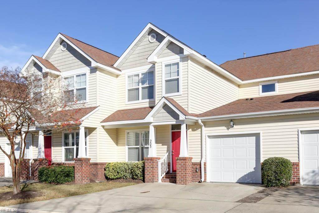 851 Norview Ave - Photo 1