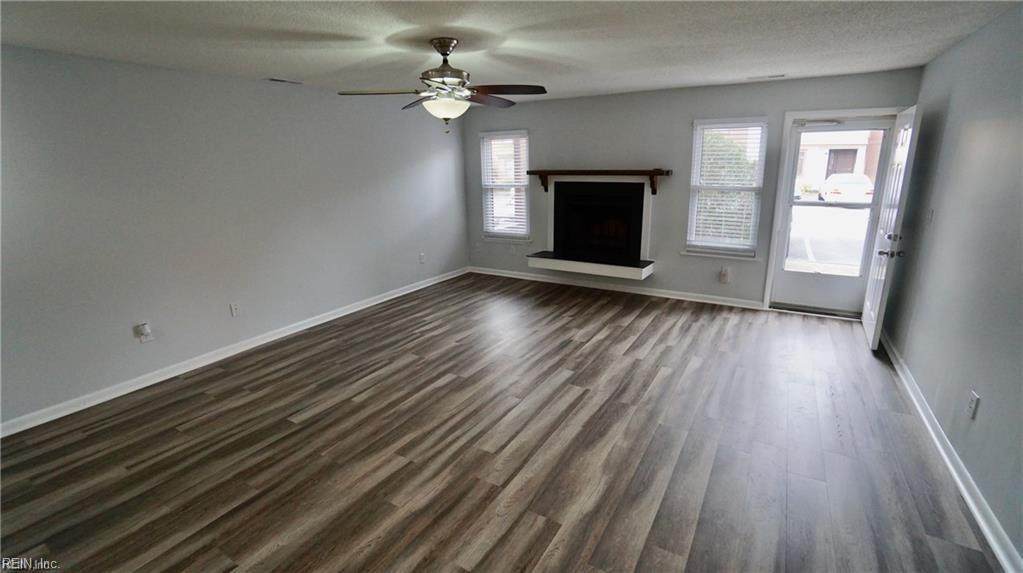 2122 Pier Point Pl - Photo 1