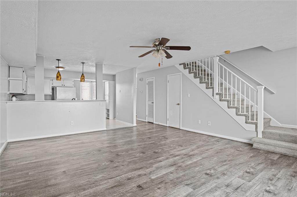 118 First St - Photo 1