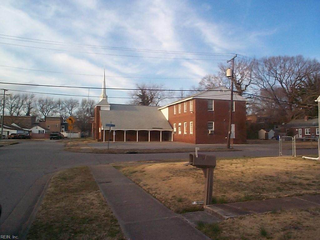 6406 Alexander St - Photo 1