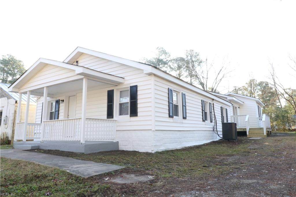 104 Anderson St - Photo 1