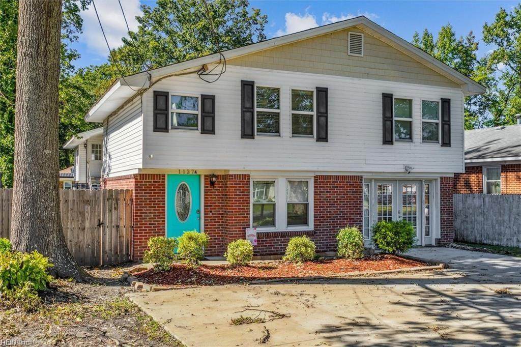 1127 Willow Ave - Photo 1