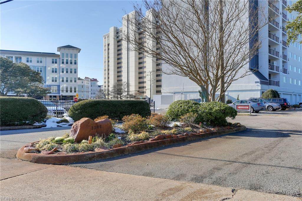 3288 Page Ave - Photo 1