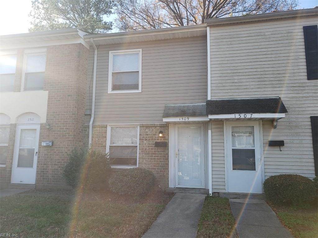 1509 Darren Cir - Photo 1