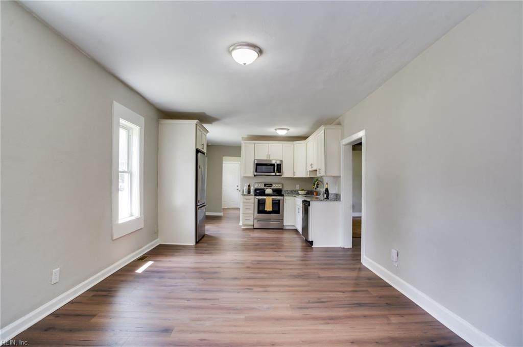 386 Wakefield Ave - Photo 1