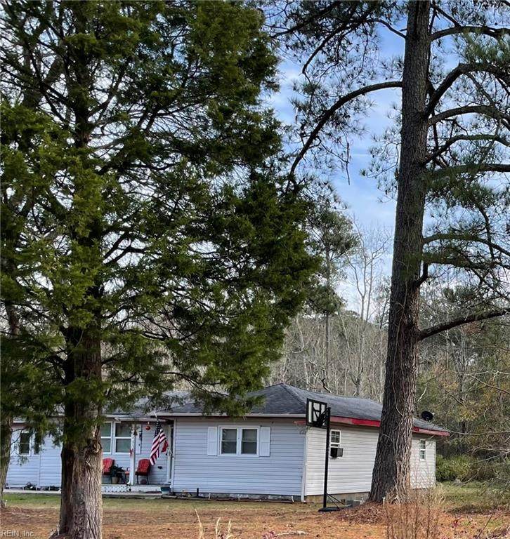 6858 Crittenden Rd - Photo 1
