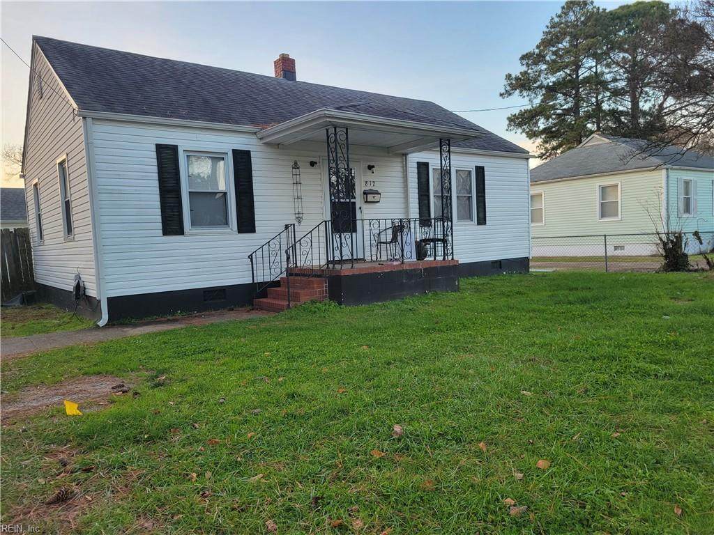 812 Cambridge Ave - Photo 1