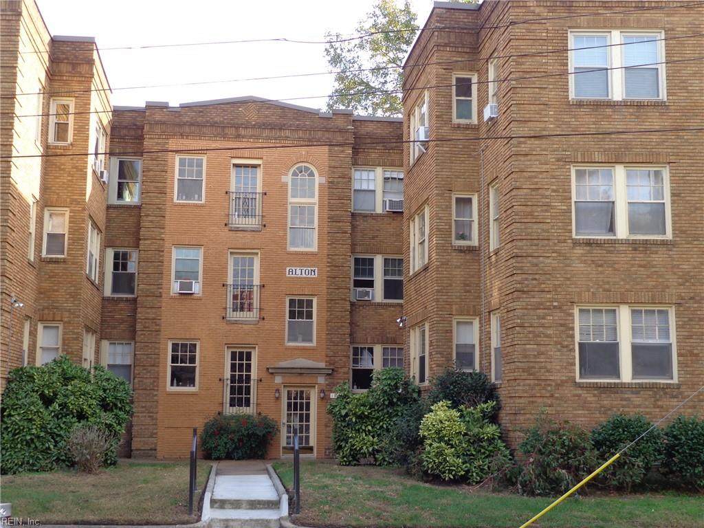 1001 Gates Ave - Photo 1