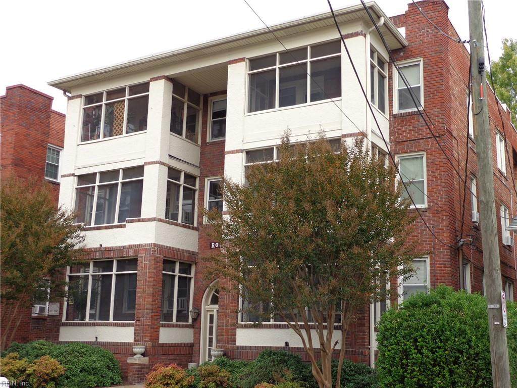 824 Brandon Ave - Photo 1