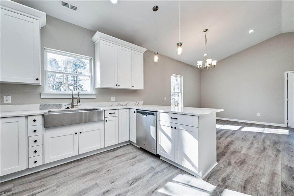 14194 Bartlett Cir - Photo 1
