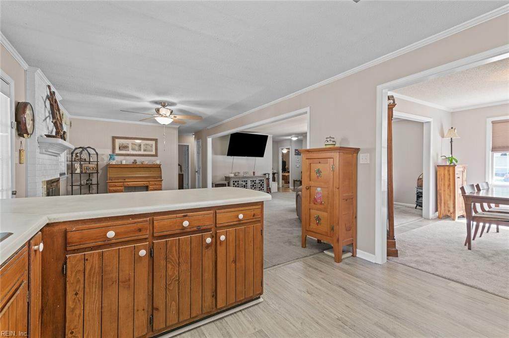 211 Fielding Lewis Dr - Photo 1