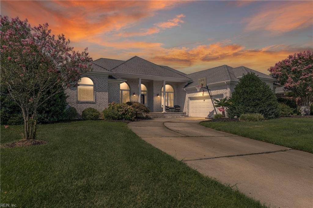933 Artesia Way - Photo 1