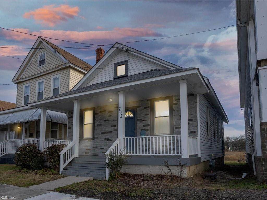 702 Forbes St - Photo 1