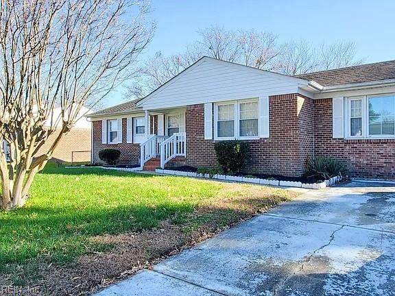 4111 Leyte Ave - Photo 1
