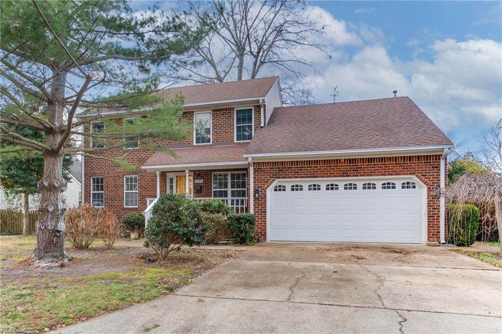 9385 Pine Tree Rd - Photo 1