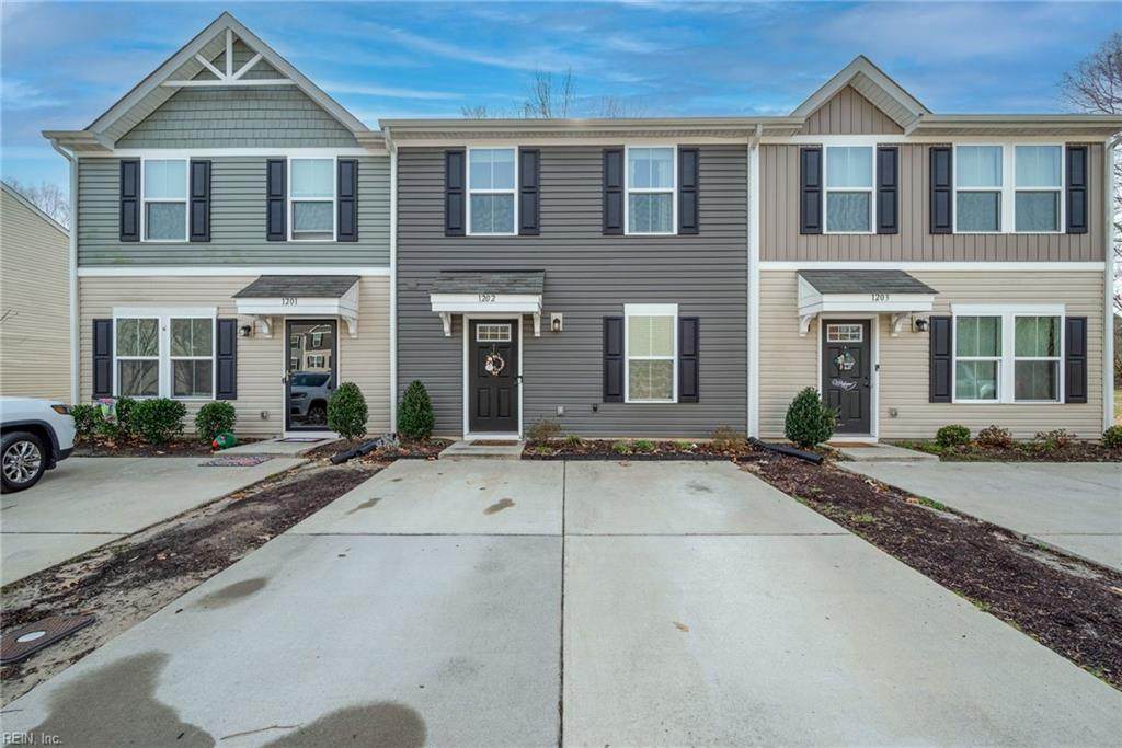 1202 Lakeview Cv - Photo 1