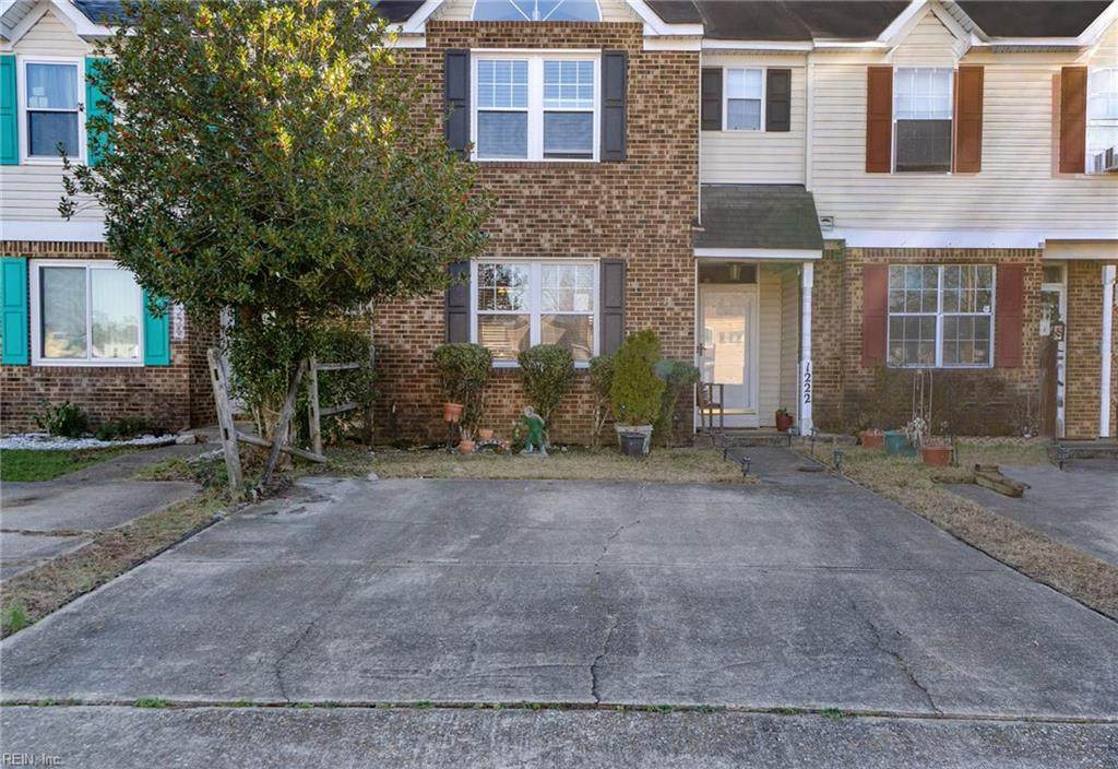 1222 Warwick Dr - Photo 1
