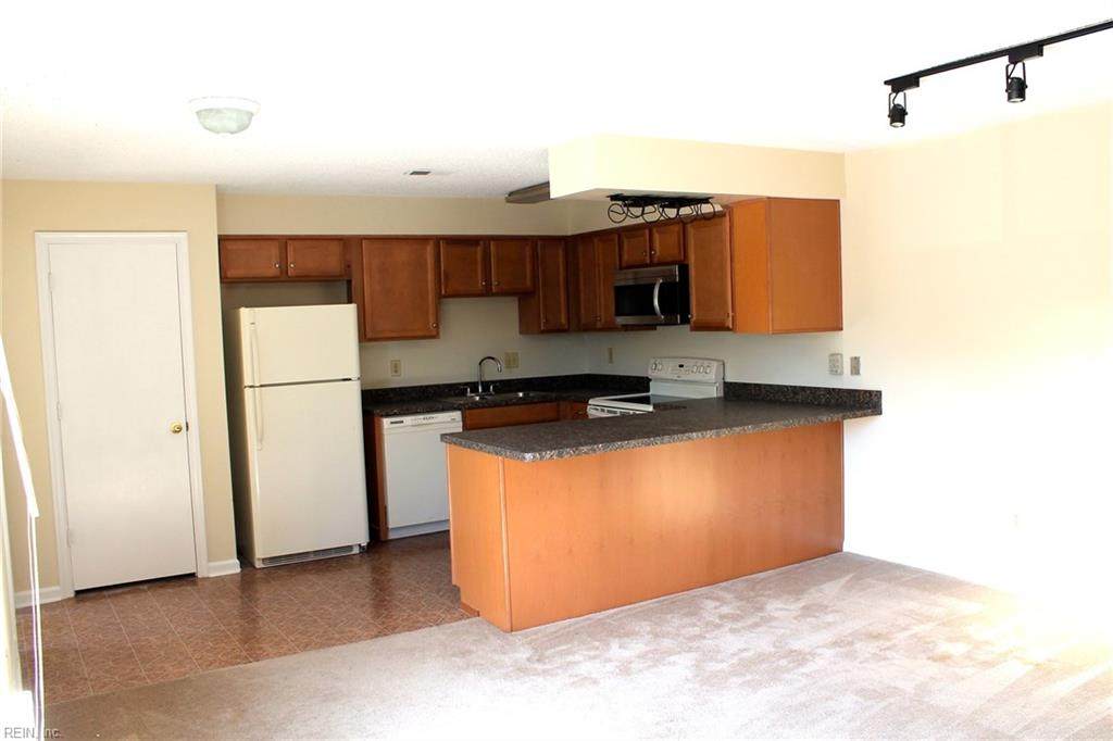 119 Sawgrass Bnd - Photo 1
