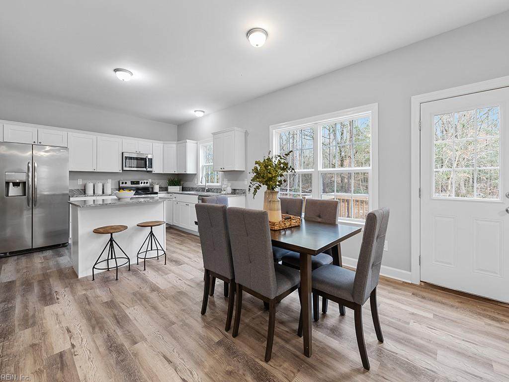 1194 Burnt Mill Rd - Photo 1