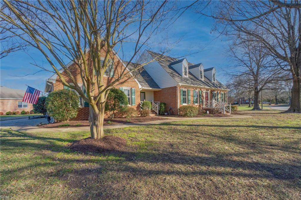 112 Windy Point Dr - Photo 1