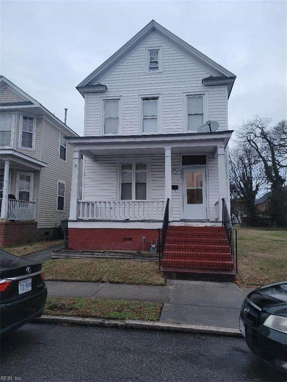 202 Poplar Ave - Photo 1