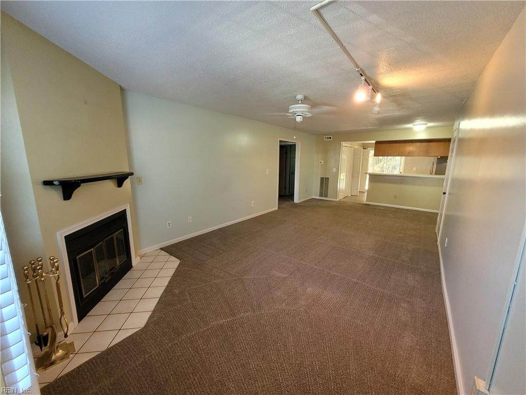 4833 Station House Ln - Photo 1