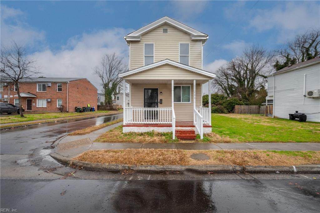 800 B Ave - Photo 1