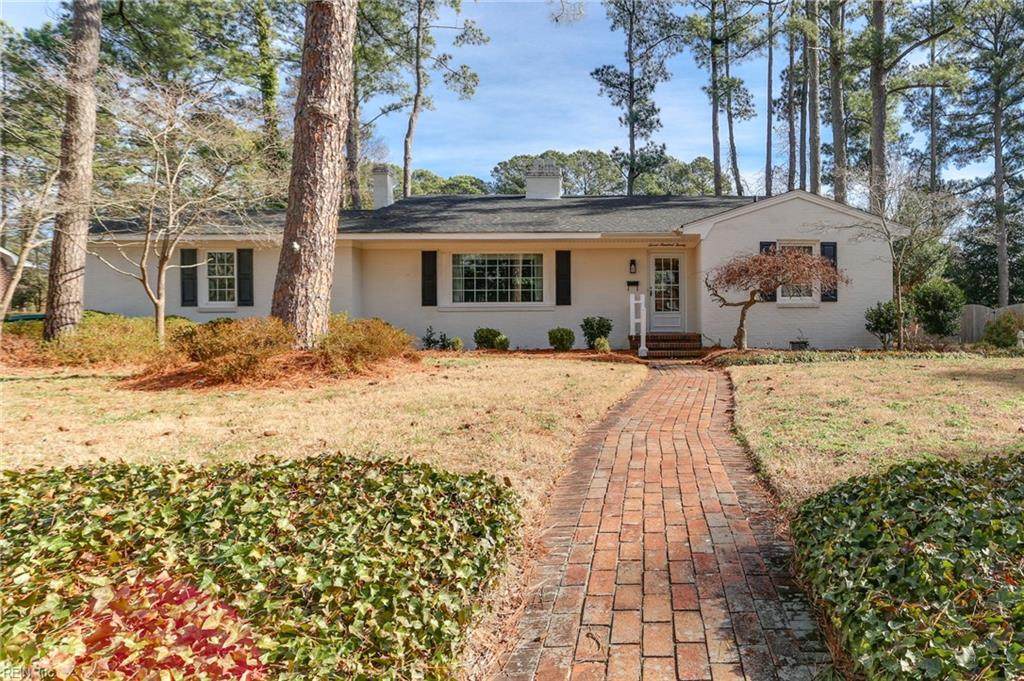 720 Dumville Ave - Photo 1