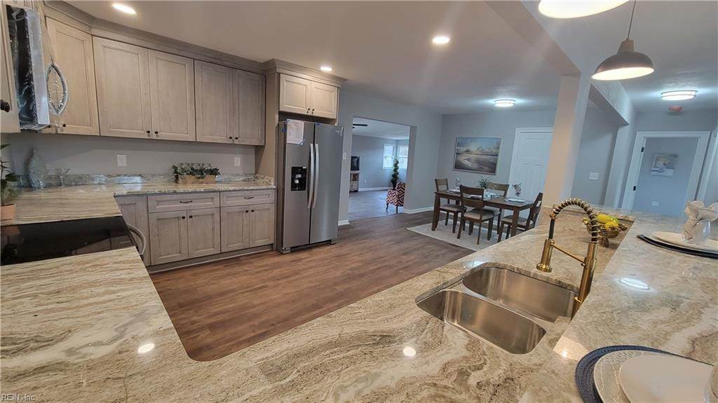 122 Winchester Dr - Photo 1