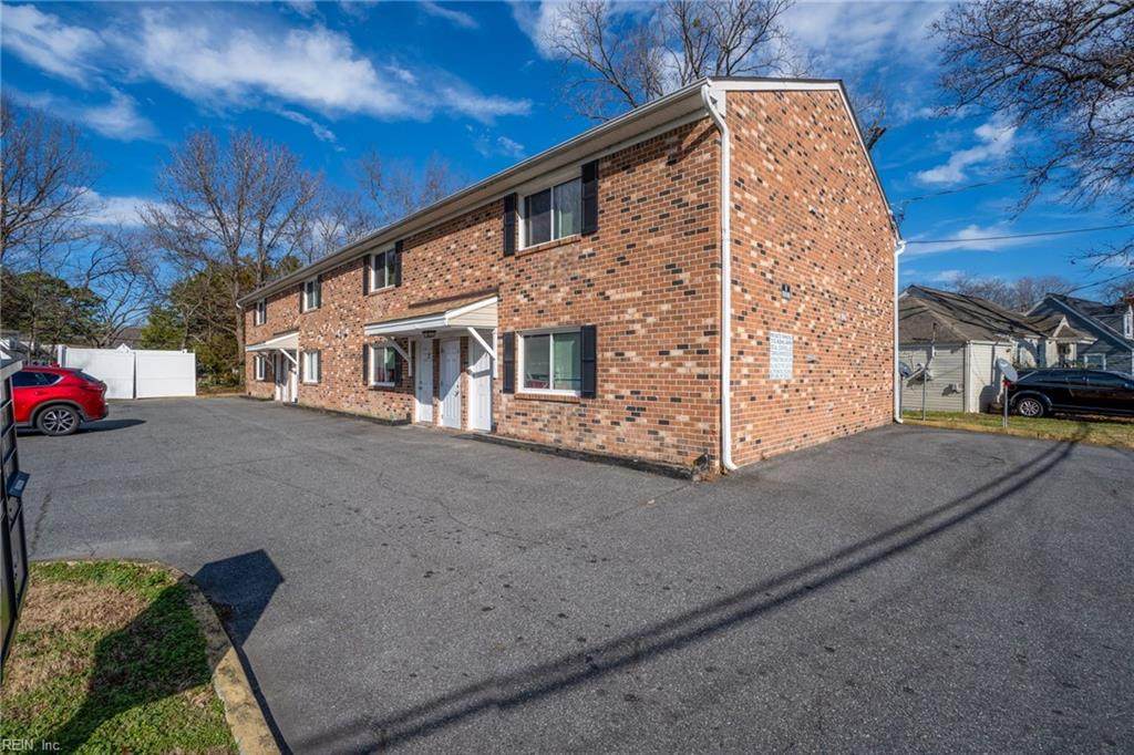 312 Ashlawn Dr - Photo 1