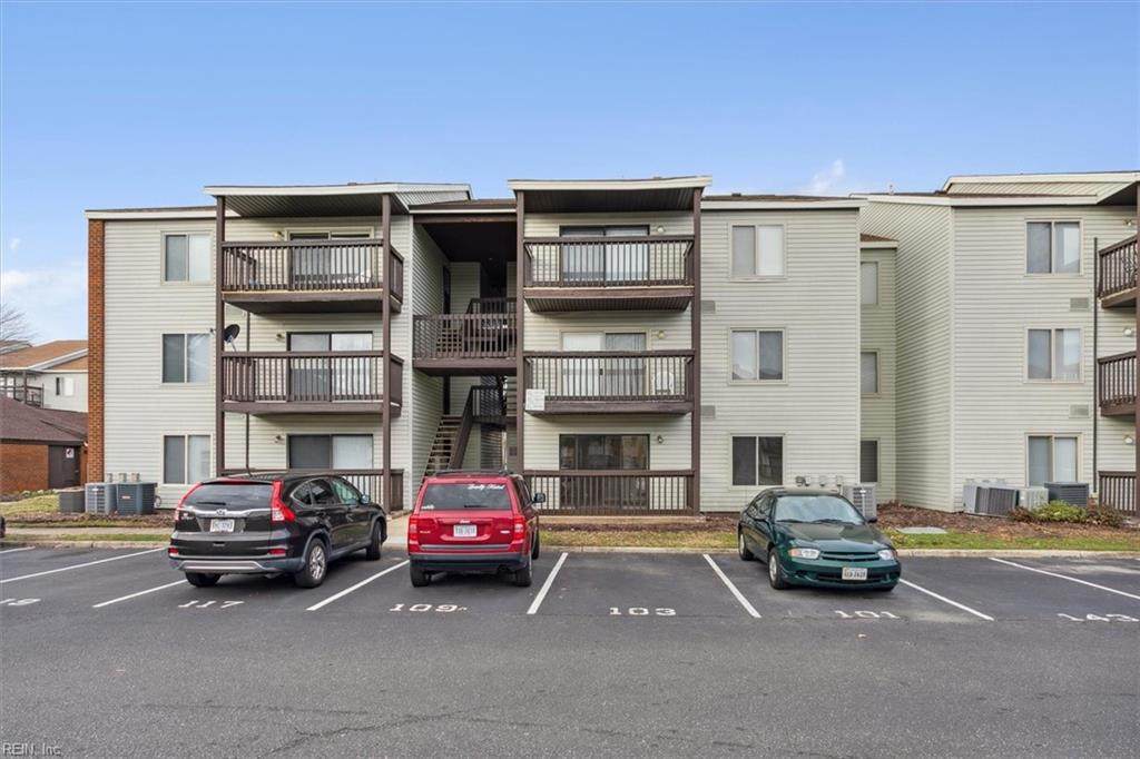 103 Haverford Ct - Photo 1