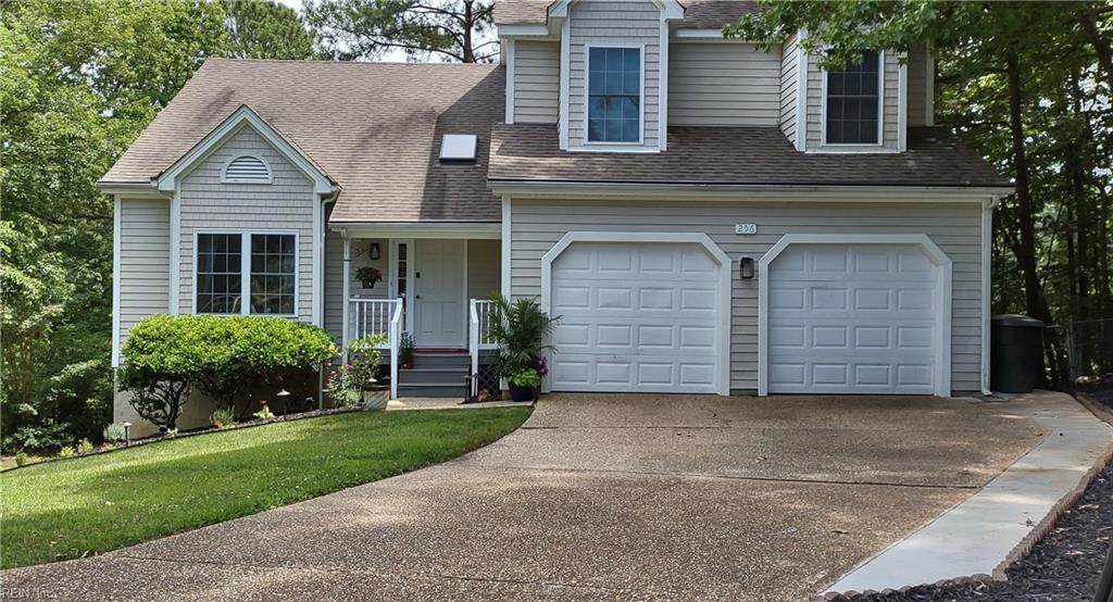 256 Huntstree Pl - Photo 1